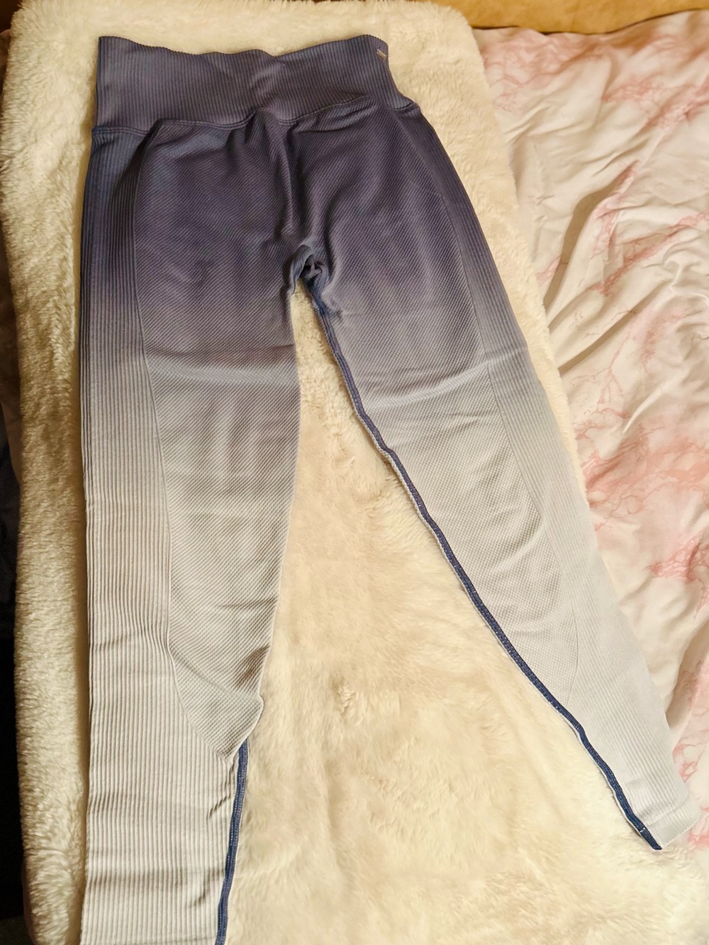PINK High-Waist Ombre Ribbed Leggings in Blue to Light Blue